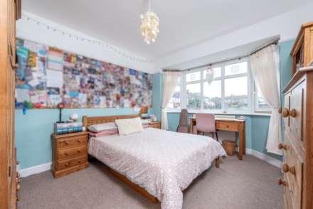 Cardinal Avenue, Morden, Image 12