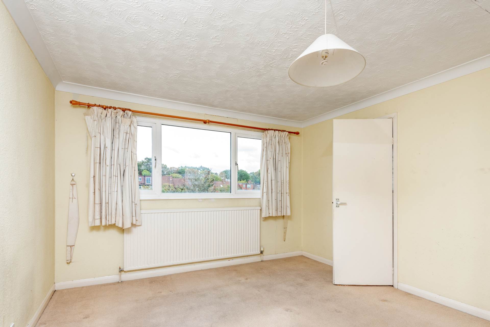 Woodland Way, Morden, Image 13