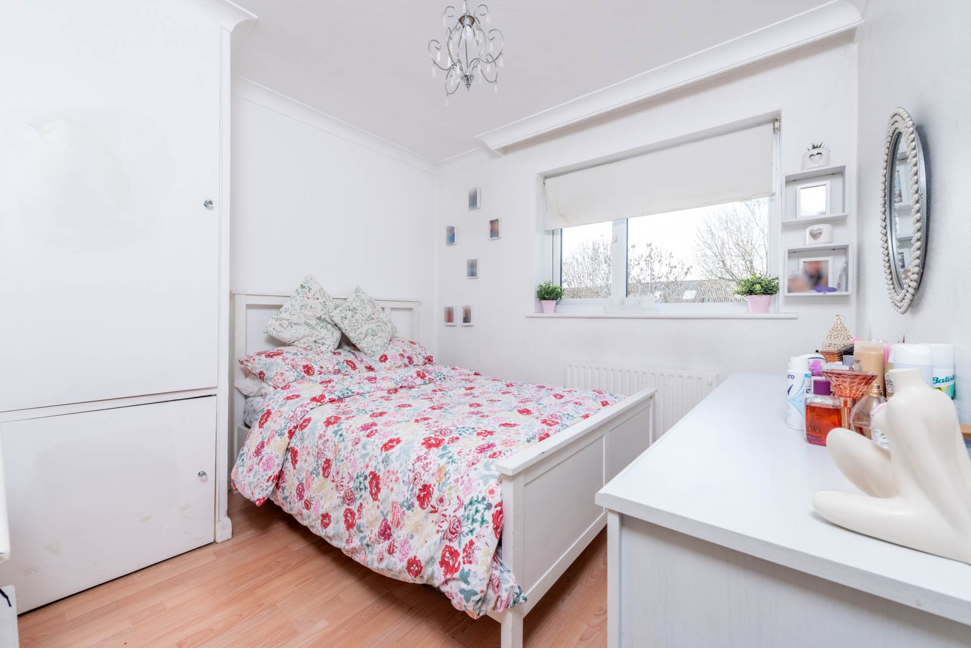 Lynmouth Avenue, Morden, Image 5