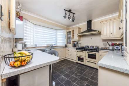 Lynmouth Avenue, Morden, Image 2