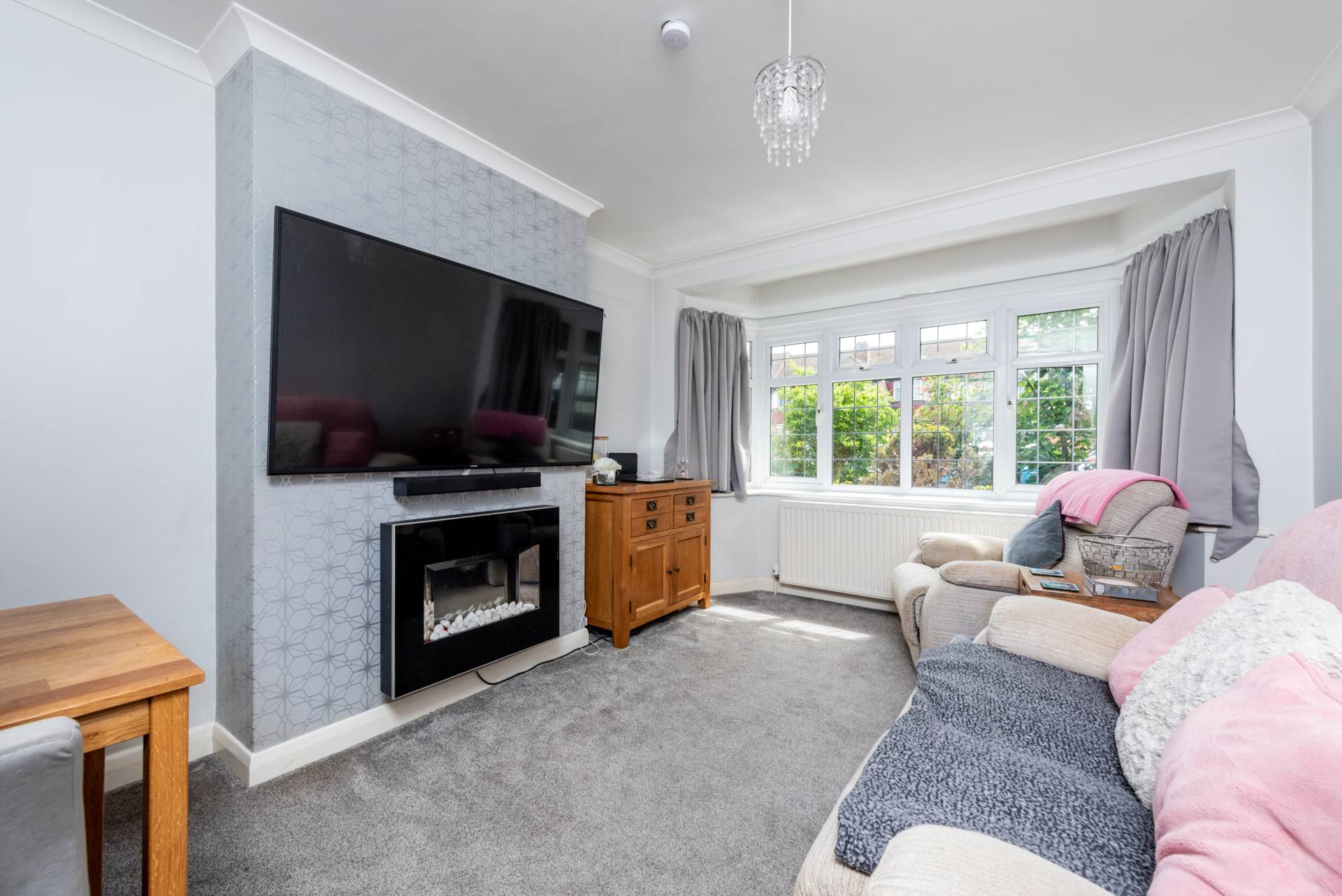 Tudor Drive, Morden, Image 2