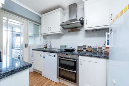 Tudor Drive, Morden, Image 3