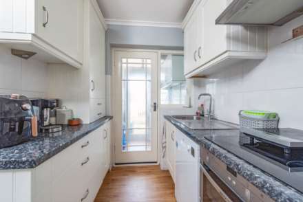 Tudor Drive, Morden, Image 4