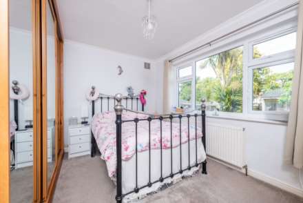 Tudor Drive, Morden, Image 5