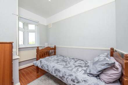 Aragon Road, Morden, Image 12