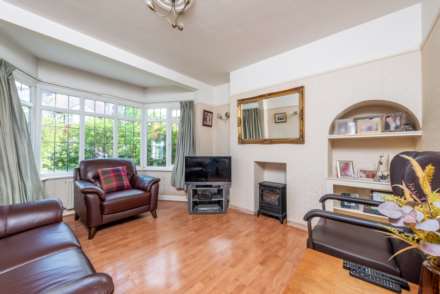 Seymour Avenue, Morden, Image 2