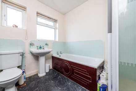 Seymour Avenue, Morden, Image 9