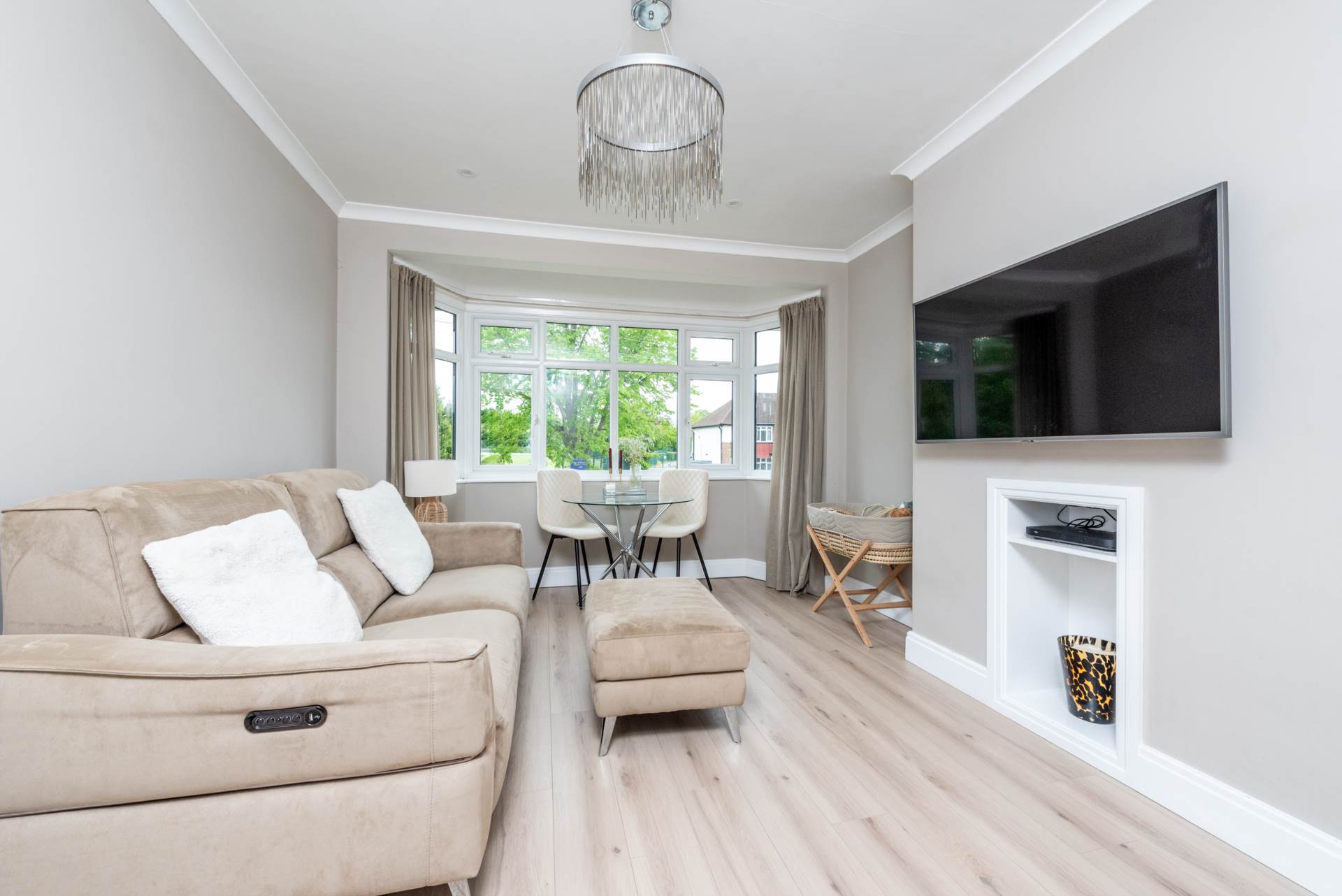 Tudor Drive, Morden, Image 2