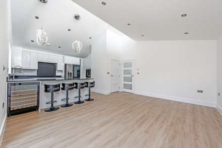 Monkleigh Road, Morden, Image 5