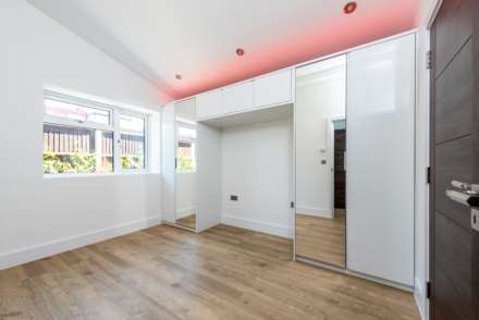 Monkleigh Road, Morden, Image 12