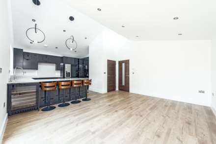 Monkleigh Road, Morden, Image 5