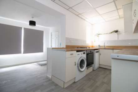 Buckland Way, Worcester Park, Image 3