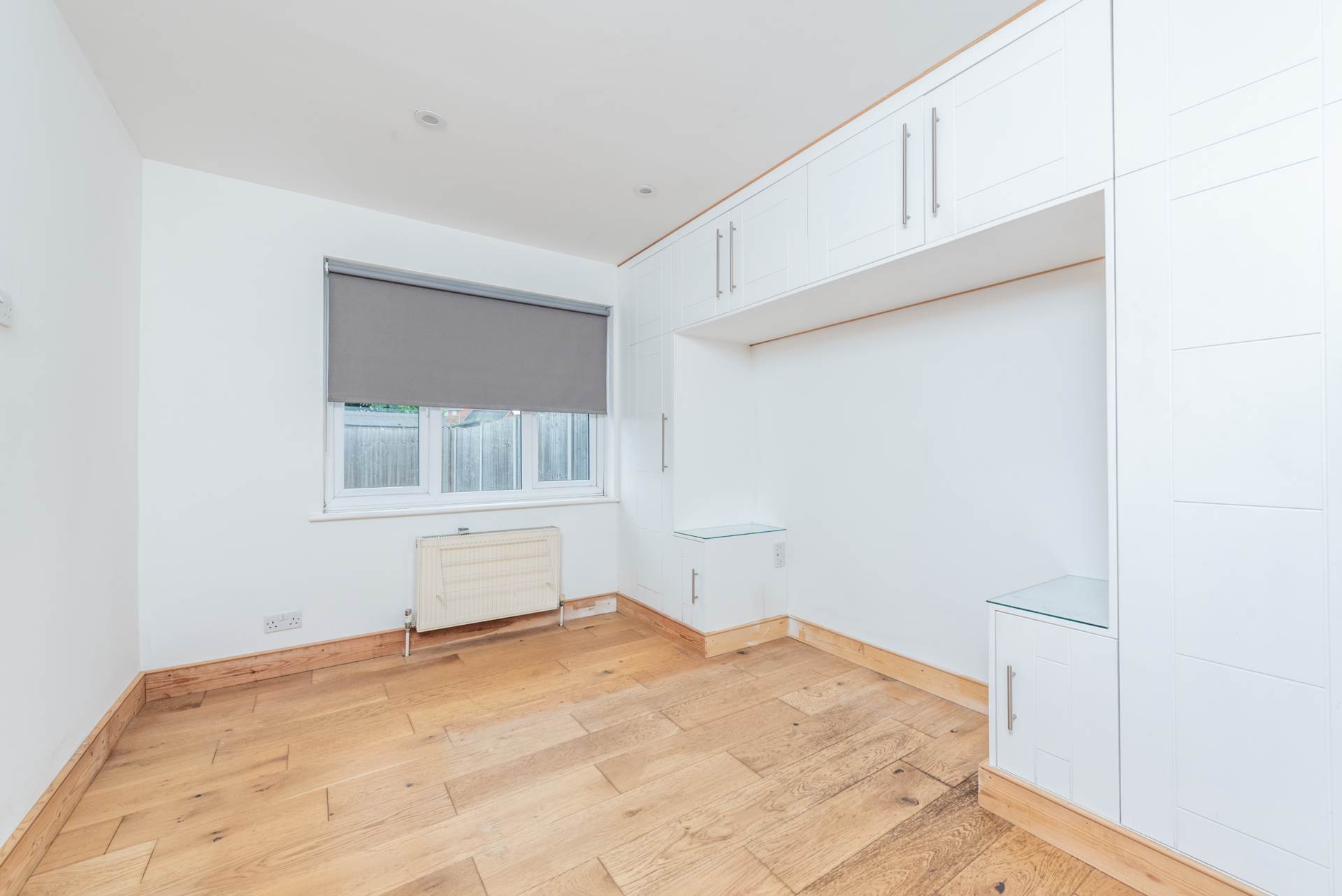 Tudor Drive, Morden, Image 5