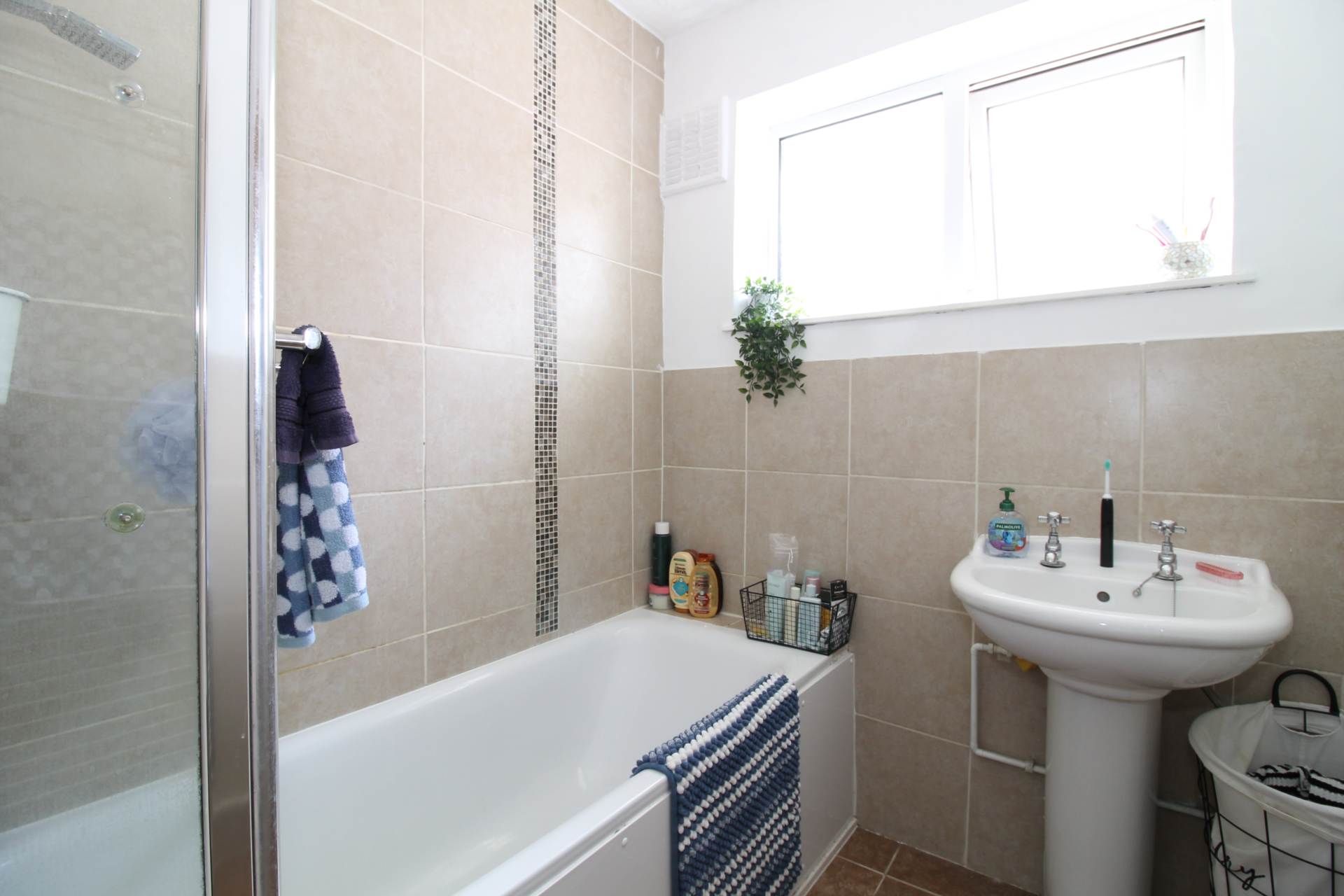 Stonecot Hill, Sutton, Image 8