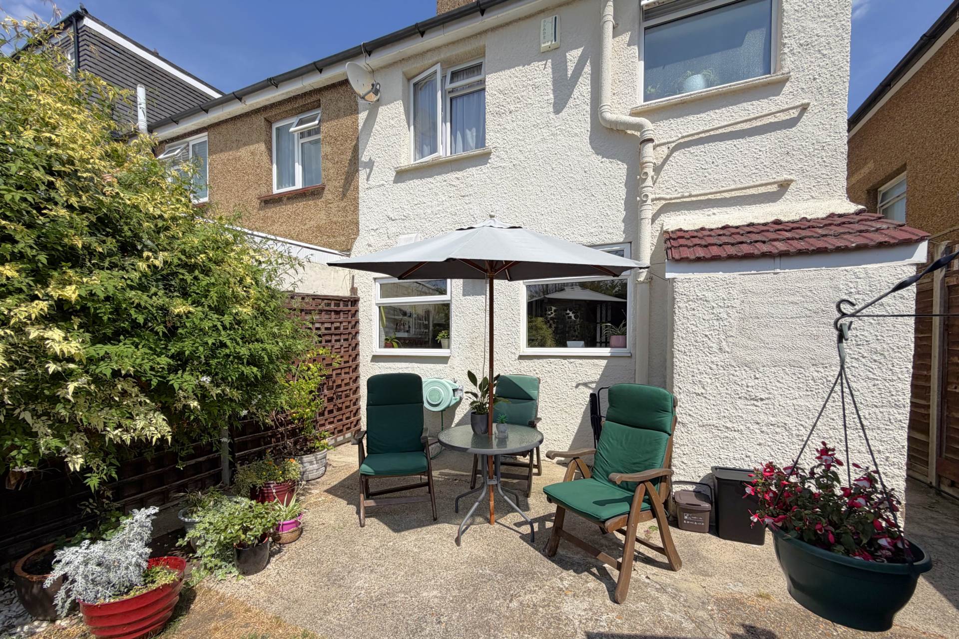 Gander Green Lane, Sutton, Image 17