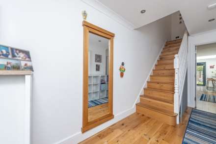 Aragon Place, Morden, Image 5