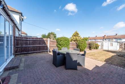 Tudor Drive, Morden, Image 4