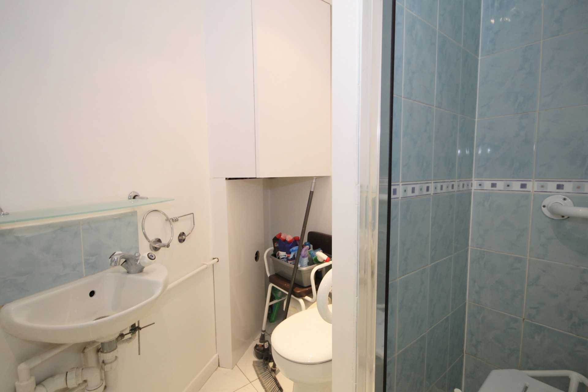 Shaldon Drive, Morden, Image 6