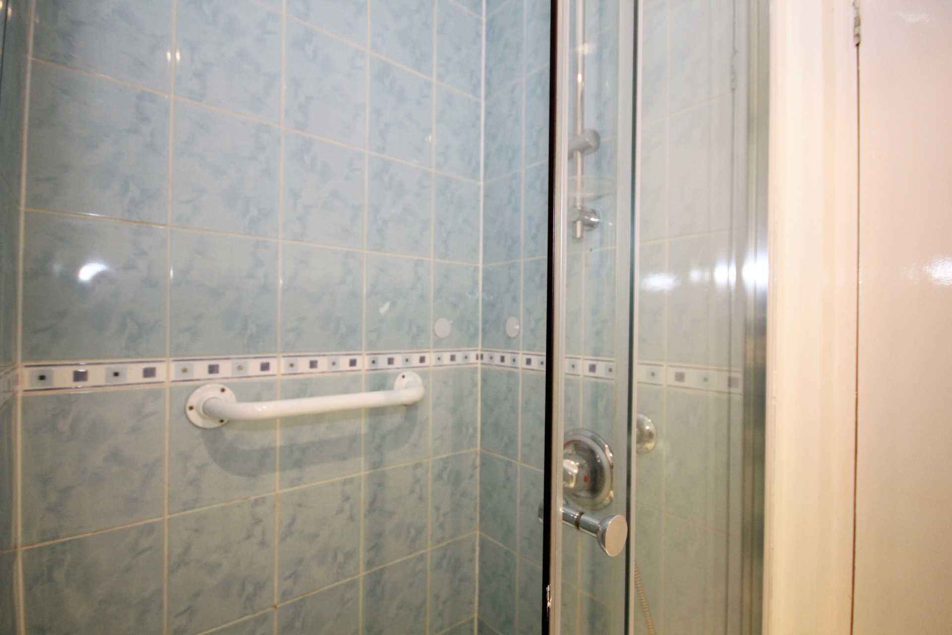 Shaldon Drive, Morden, Image 7
