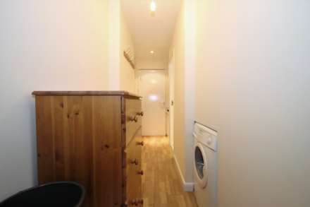 Shaldon Drive, Morden, Image 3