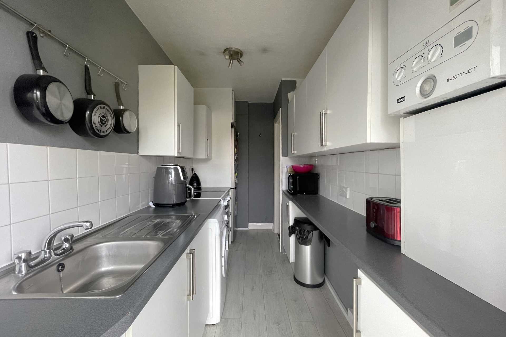 Tudor Drive, Morden, Image 6