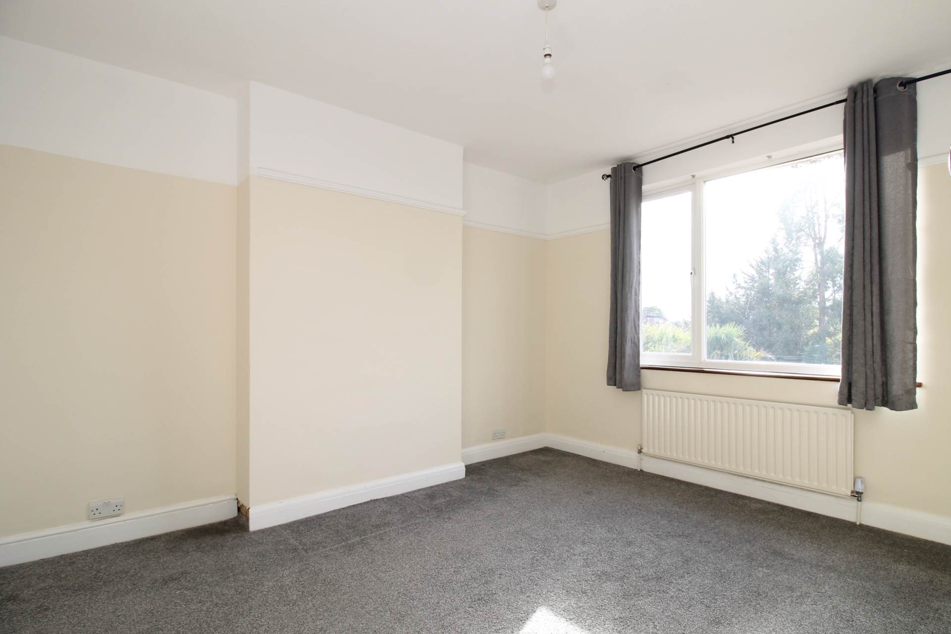 Ebbisham Road, Worcester Park, Image 11