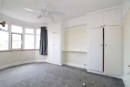 Ebbisham Road, Worcester Park, Image 10