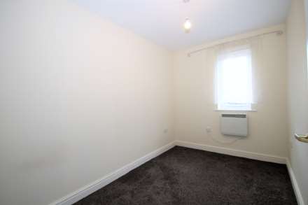 Beaver Close, Morden, Image 6