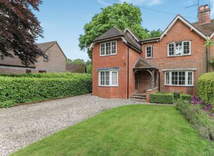 4 Bedroom Semi-Detached, The Ridge, Cold Ash, Berkshire