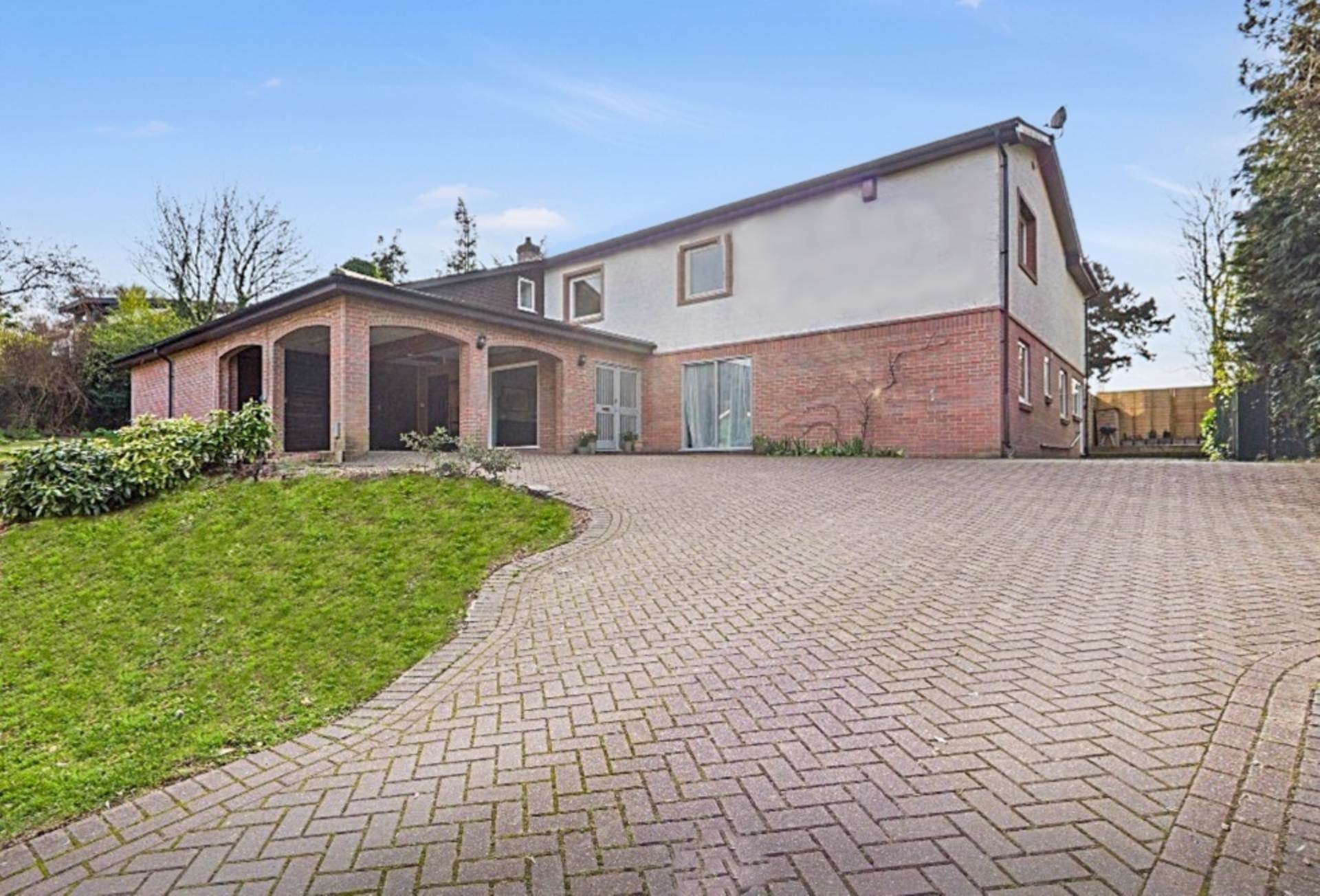 Pangbourne - set in a prime location. Only a few mins from the shops and amenities, Image 25