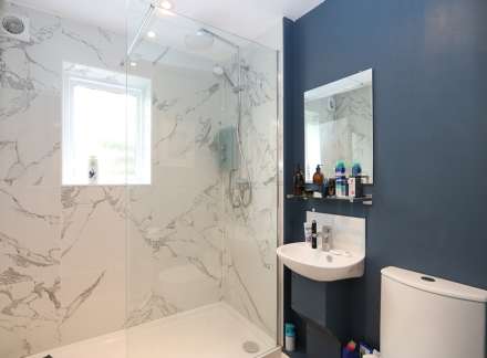 Pangbourne - set in a prime location. Only a few mins from the shops and amenities, Image 15