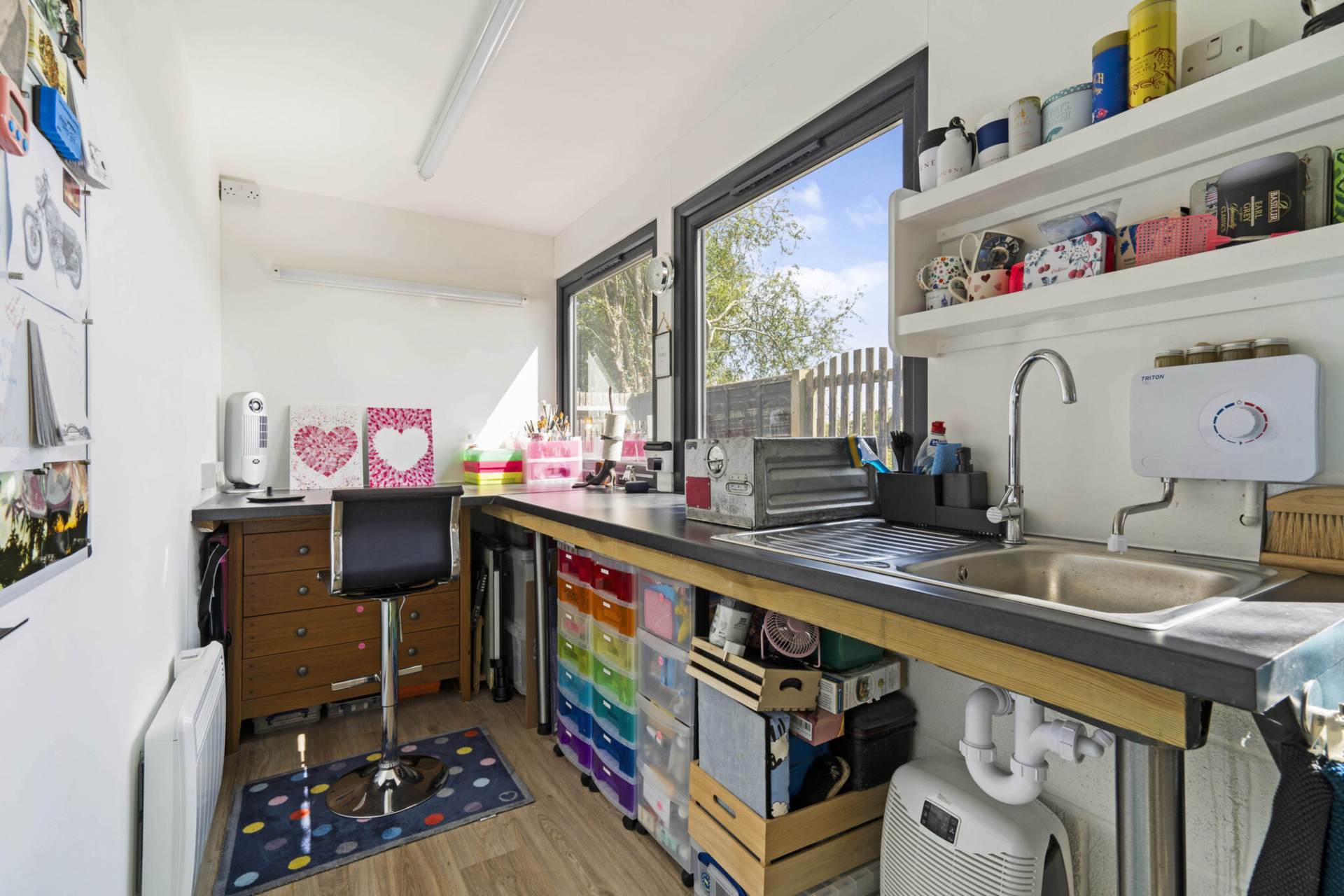 Southend Bradfield - wonderful views, walk to the village shop & post office, cricket pitch, pub/restaurant, Image 20