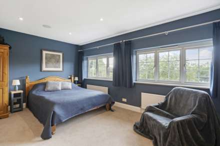 Southend Bradfield - wonderful views, walk to the village shop & post office, cricket pitch, pub/restaurant, Image 22