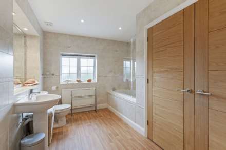 Southend Bradfield - wonderful views, walk to the village shop & post office, cricket pitch, pub/restaurant, Image 26