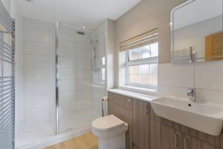 Southend Bradfield - wonderful views, walk to the village shop & post office, cricket pitch, pub/restaurant, Image 28