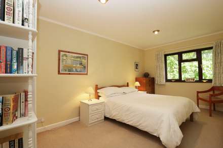 Cedar Drive, Pangbourne, Berkshire, Image 13