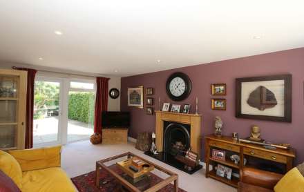 Beckfords, Upper Basildon, Berkshire, Image 12