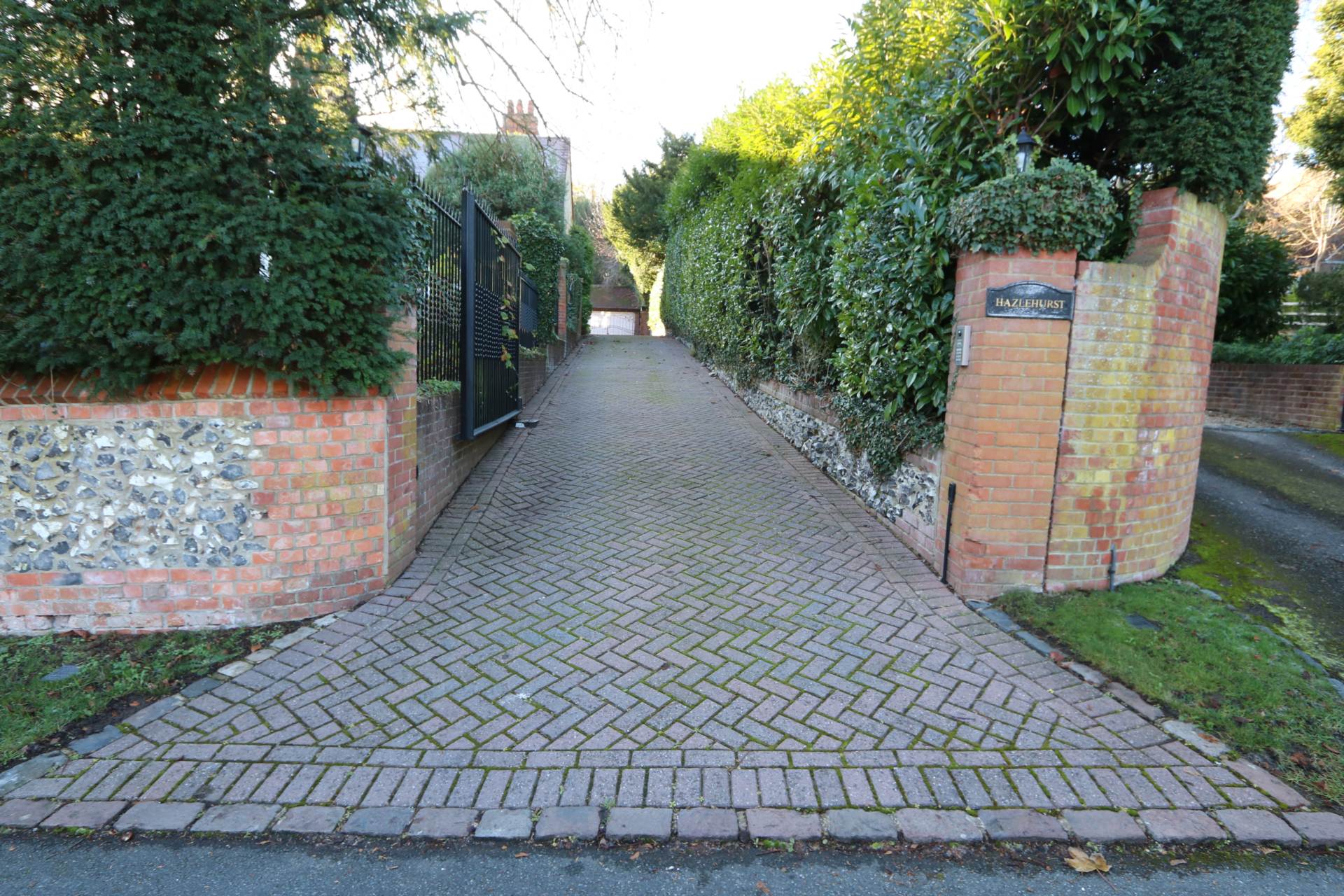 Prime location - Riverview Road, Pangbourne, Image 7