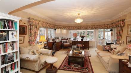 Prime location - Riverview Road, Pangbourne, Image 10