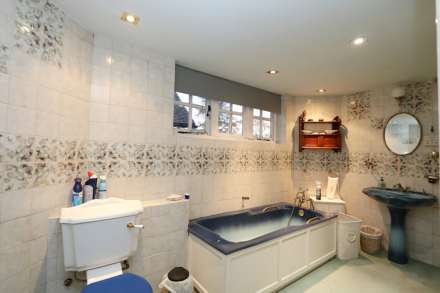 Prime location - Riverview Road, Pangbourne, Image 22