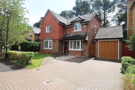 5 Bedroom Detached, Clairmore Gardens, Tilehurst