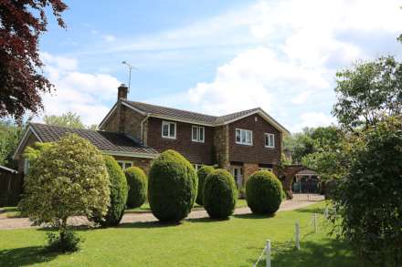 4 Bedroom Detached, Upper Basildon