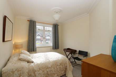 Pangbourne -  Walk to station to London/ Oxford, shops and amenities (2 mins approx), Image 6