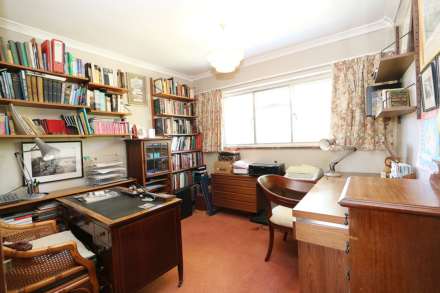 St James Close, Pangbourne - Chain free, Image 10