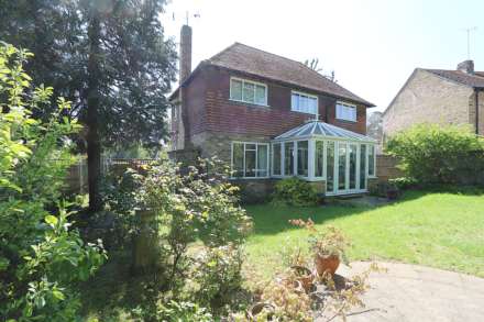 St James Close, Pangbourne - Chain free, Image 14