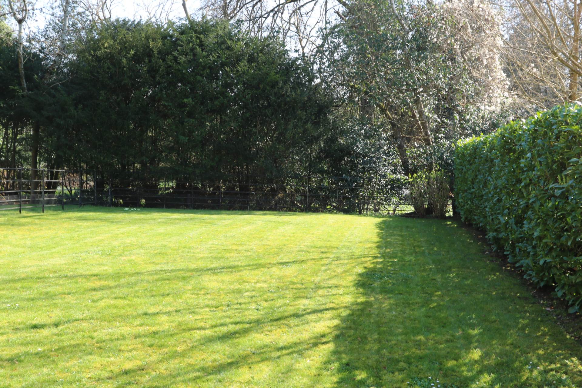 Pangbourne, Berkshire - Set in a beautiful location, Image 27