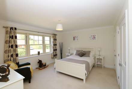 Pangbourne, Berkshire - Set in a beautiful location, Image 21