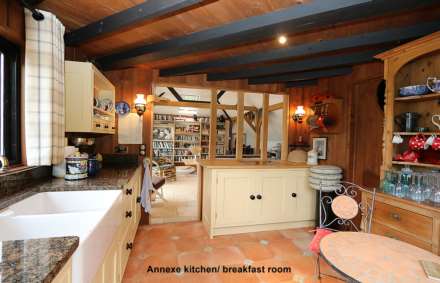 Kiln Lane, Tilehurst, Berkshire, Image 14