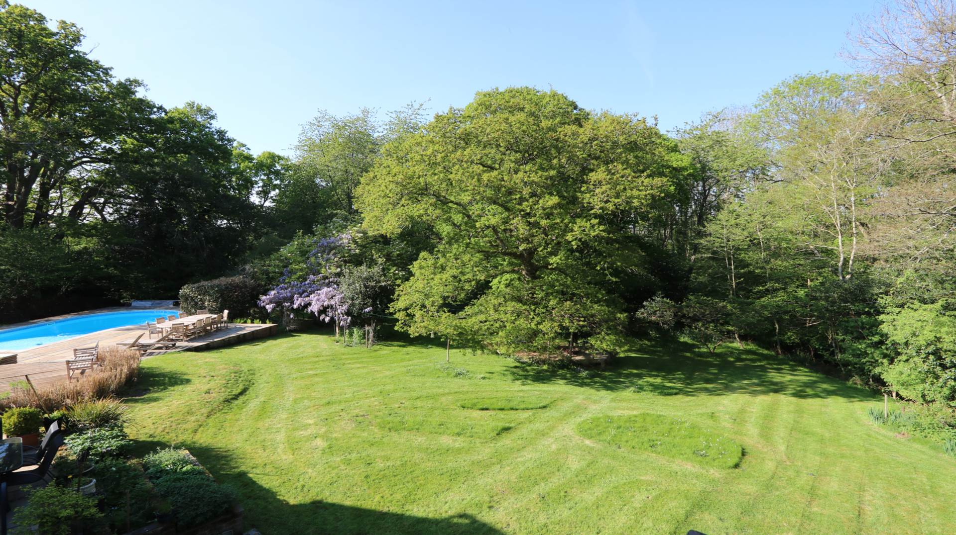 Chapel Row, Bucklebury Common, Berkshire, Image 27