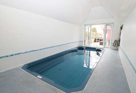 Beenham, Berkshire, Image 24
